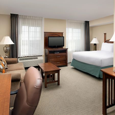 Staybridge Suites North Brunswick, An Ihg Hotel Exteriör bild